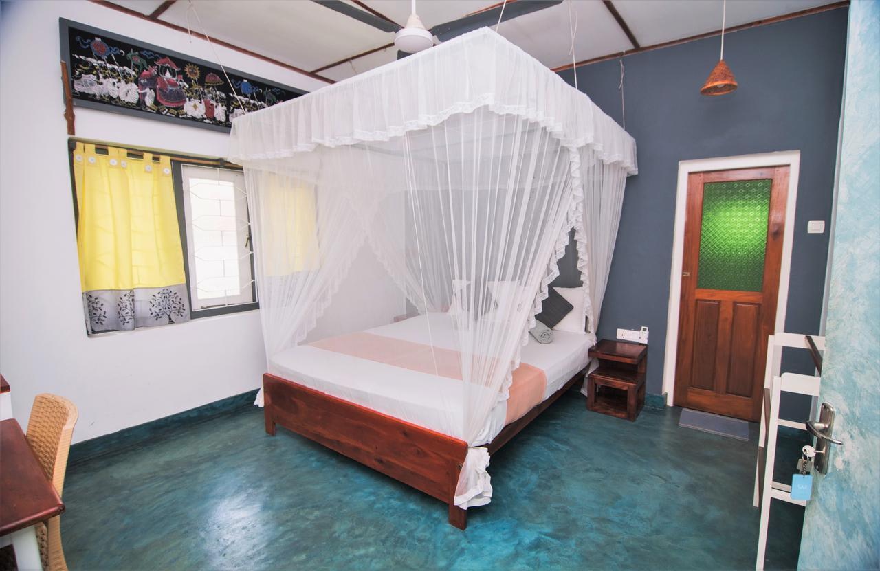 Banana Garden Hotel Banduramulla Bagian luar foto