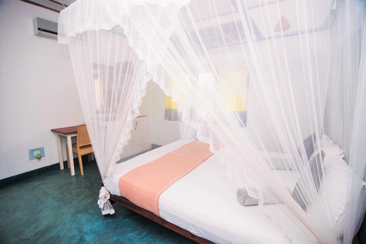 Banana Garden Hotel Banduramulla Bagian luar foto